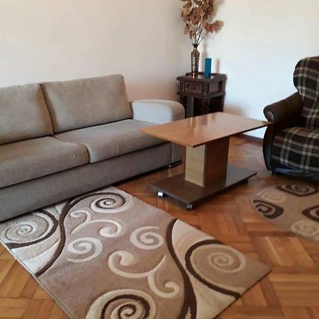Centr Apartman Kutaiszi Kültér fotó